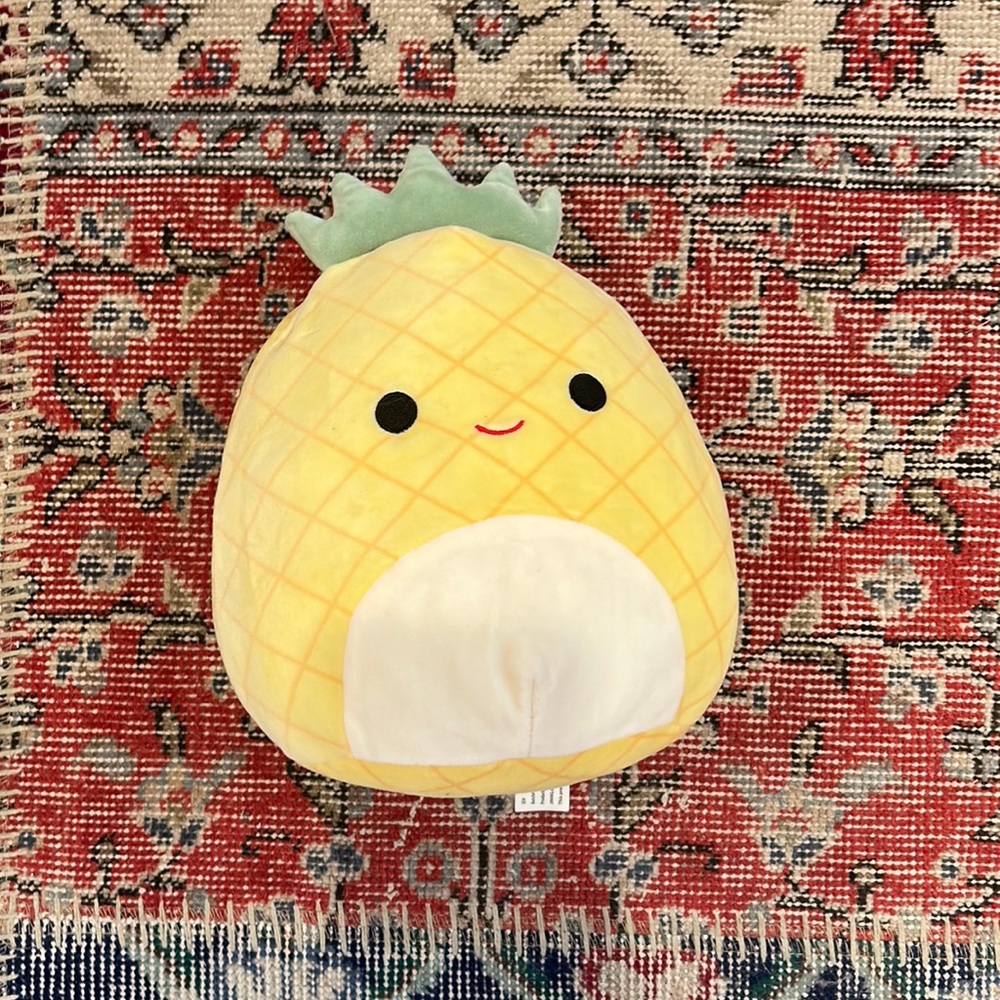 Yellow pineapple Squishmellow